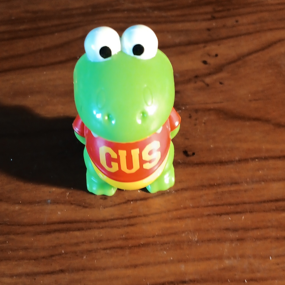 128. GUS "GUMMY" GATOR